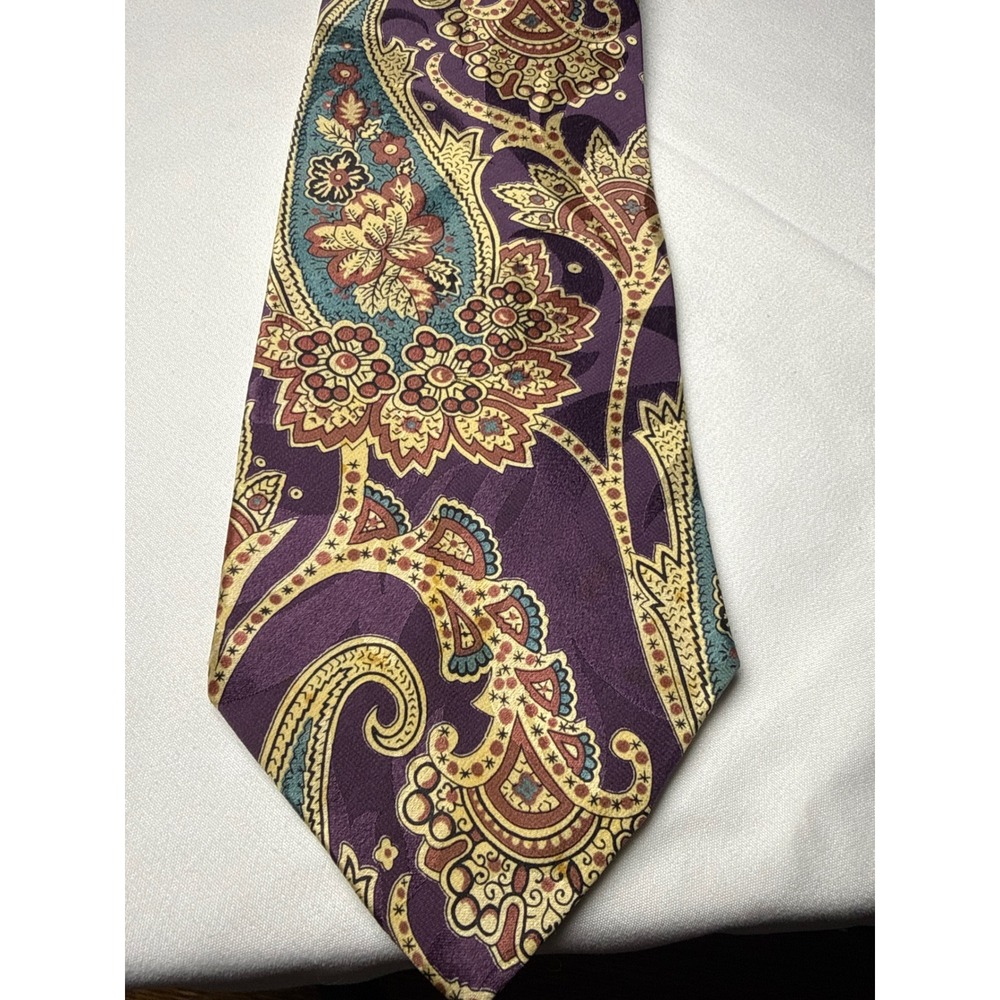 Evan Picone‎ Silk Paisley Purple Men's Necktie